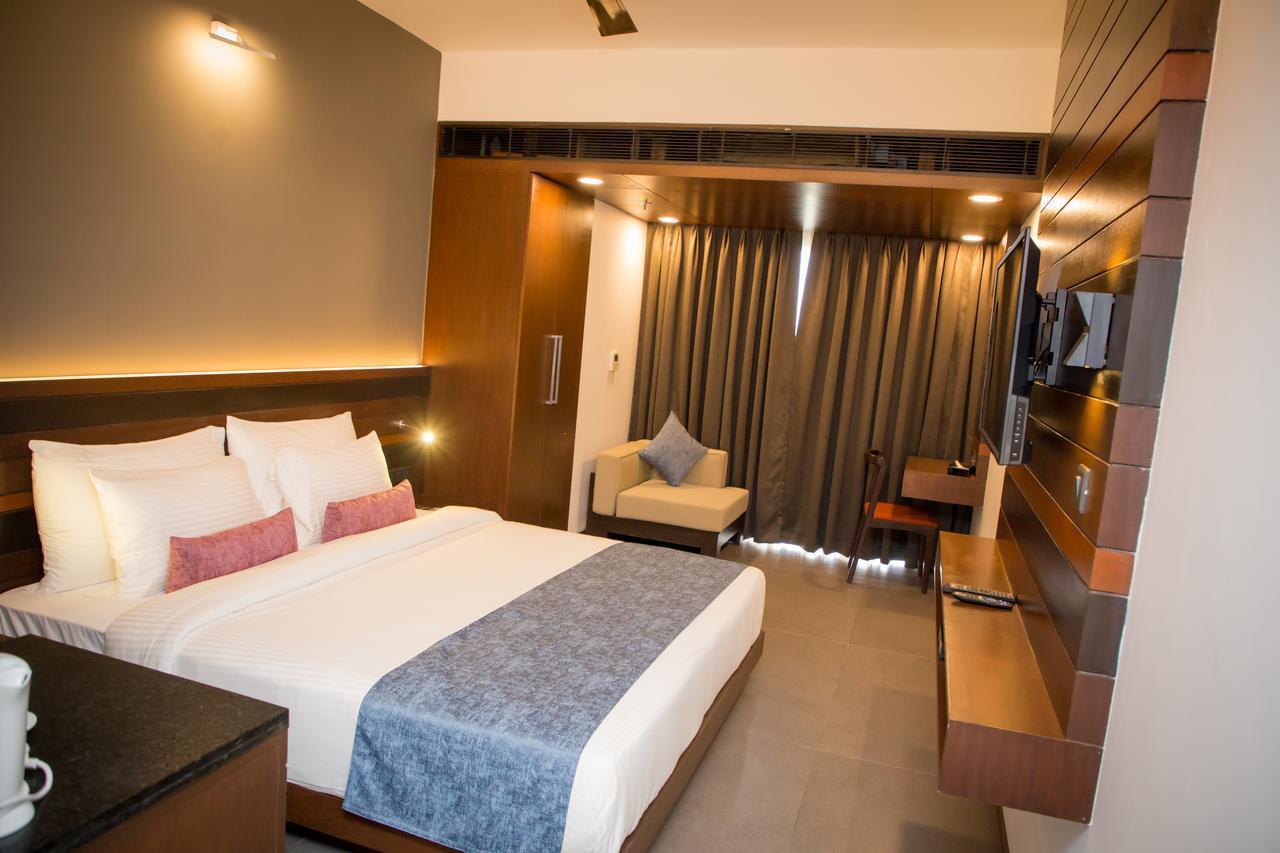 Standard Double Room,694696437:JPEG
